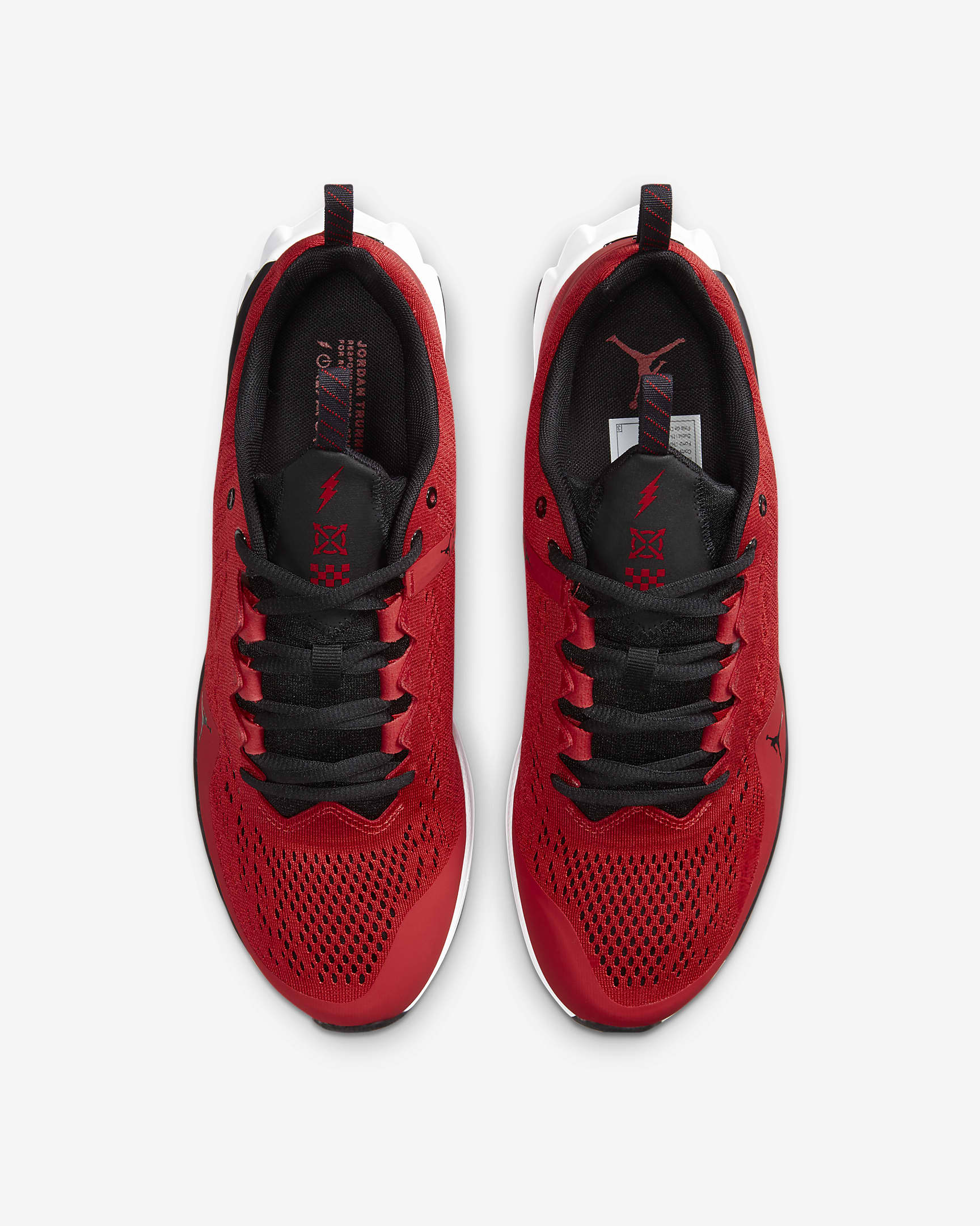 jordan zoom trunner advance red